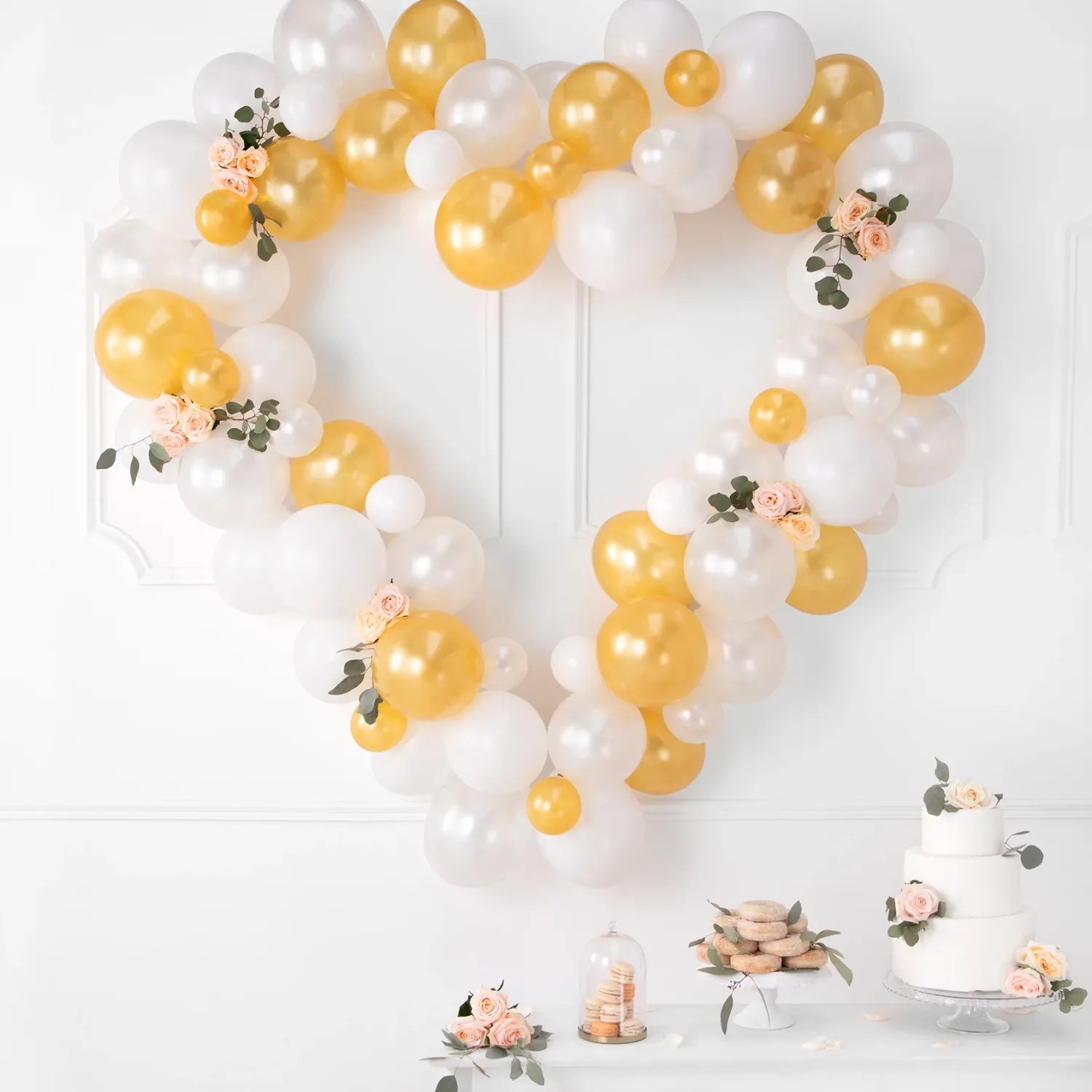 Ystävänpäivä>PartyDeco sp. z o.o. sp. k., ul. Kolumba 1, 70-035 Szczecin, www.partydeco.com Ilmapallokaari sydän valkoinen, 160 cm
