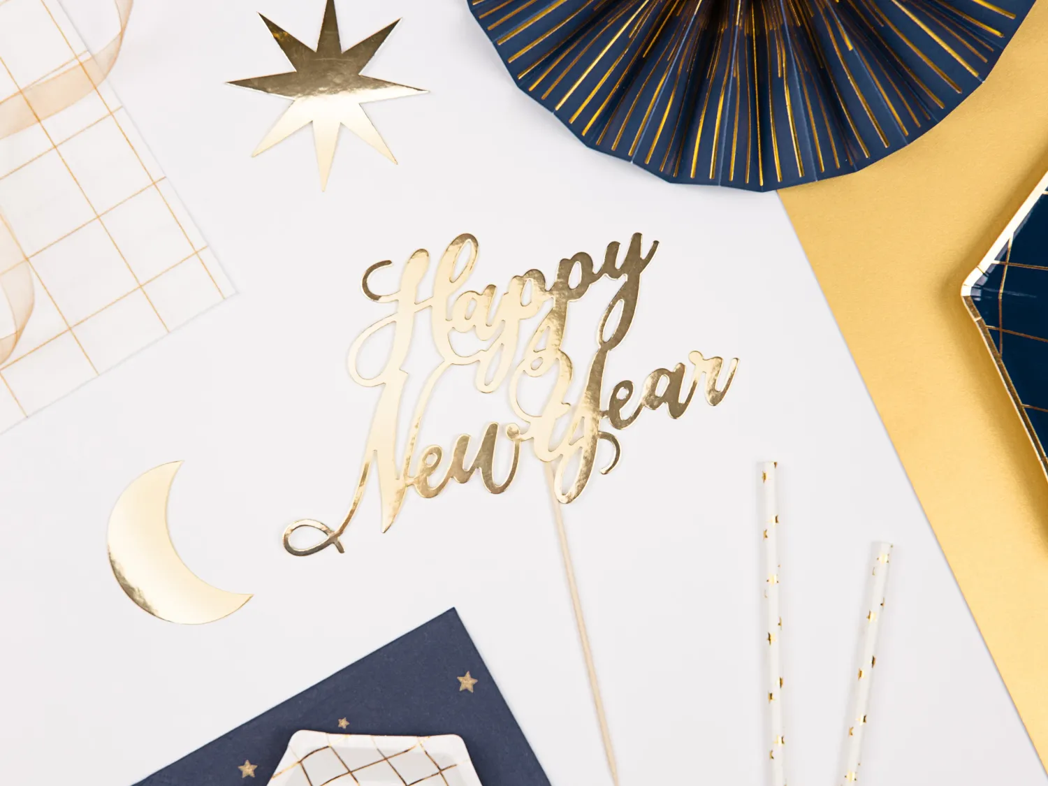 Leivontakoristeet|Muut Juhlatarvikkeet>PartyDeco sp. z o.o. sp. k., ul. Kolumba 1, 70-035 Szczecin, www.partydeco.com Kakunkoriste Happy New Year kullanvärinen