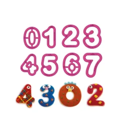 Leivontamuotit|Muut Juhlatarvikkeet>Confetti Oy, Moukarikuja 4 C 1, 4300 TUUSULA, www.confetti.fi Keksimuotit, numerot
