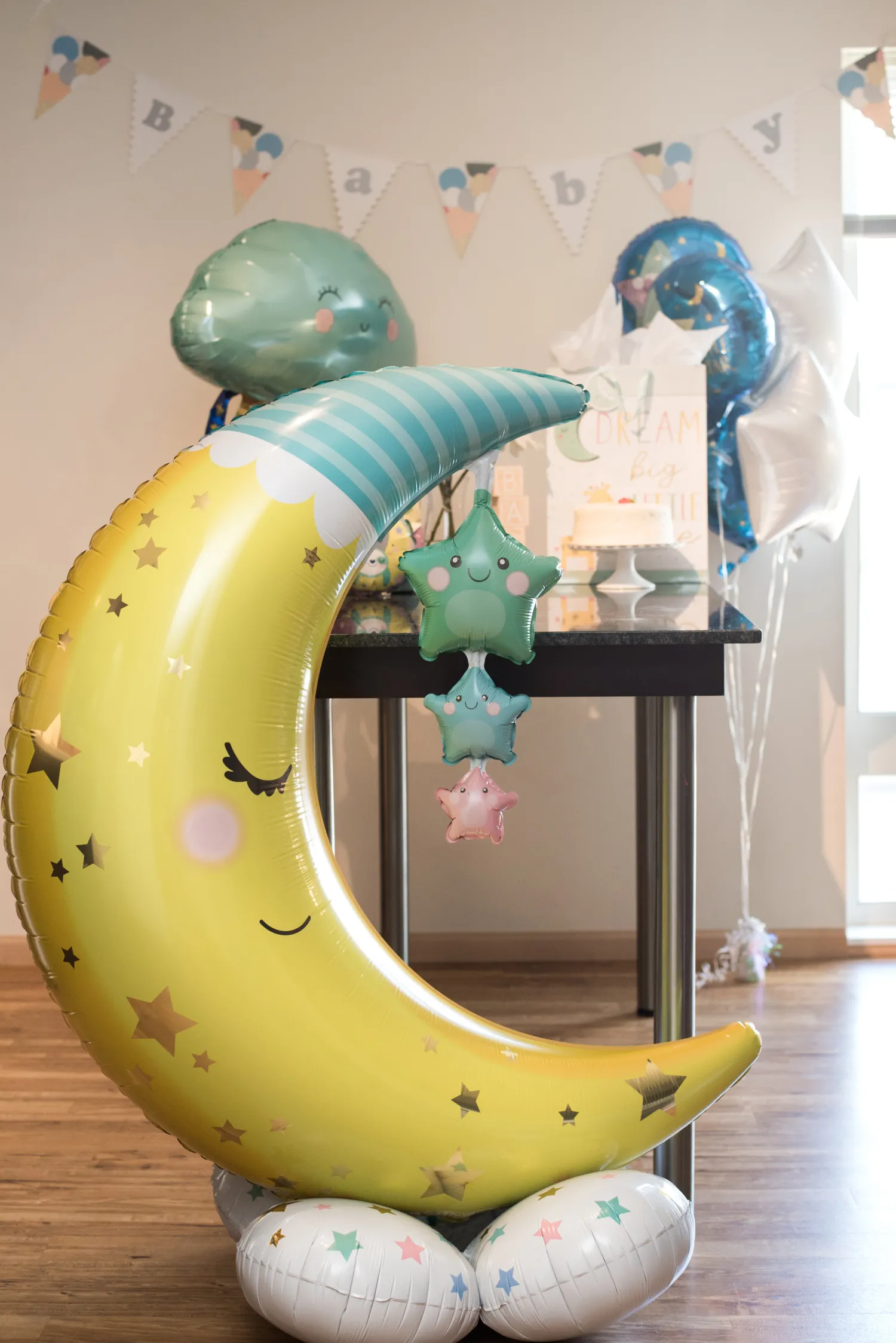 Vauvakutsut, Baby Shower|Vauvakutsut, Baby Shower>Anagram International Inc, 7700 Anagram Drive, MN 55344-7307, USA, http://www.anagramballoons.com/ Kuu ja tähdet ilmatäytteinen erikoisfoliopallo 139 cm