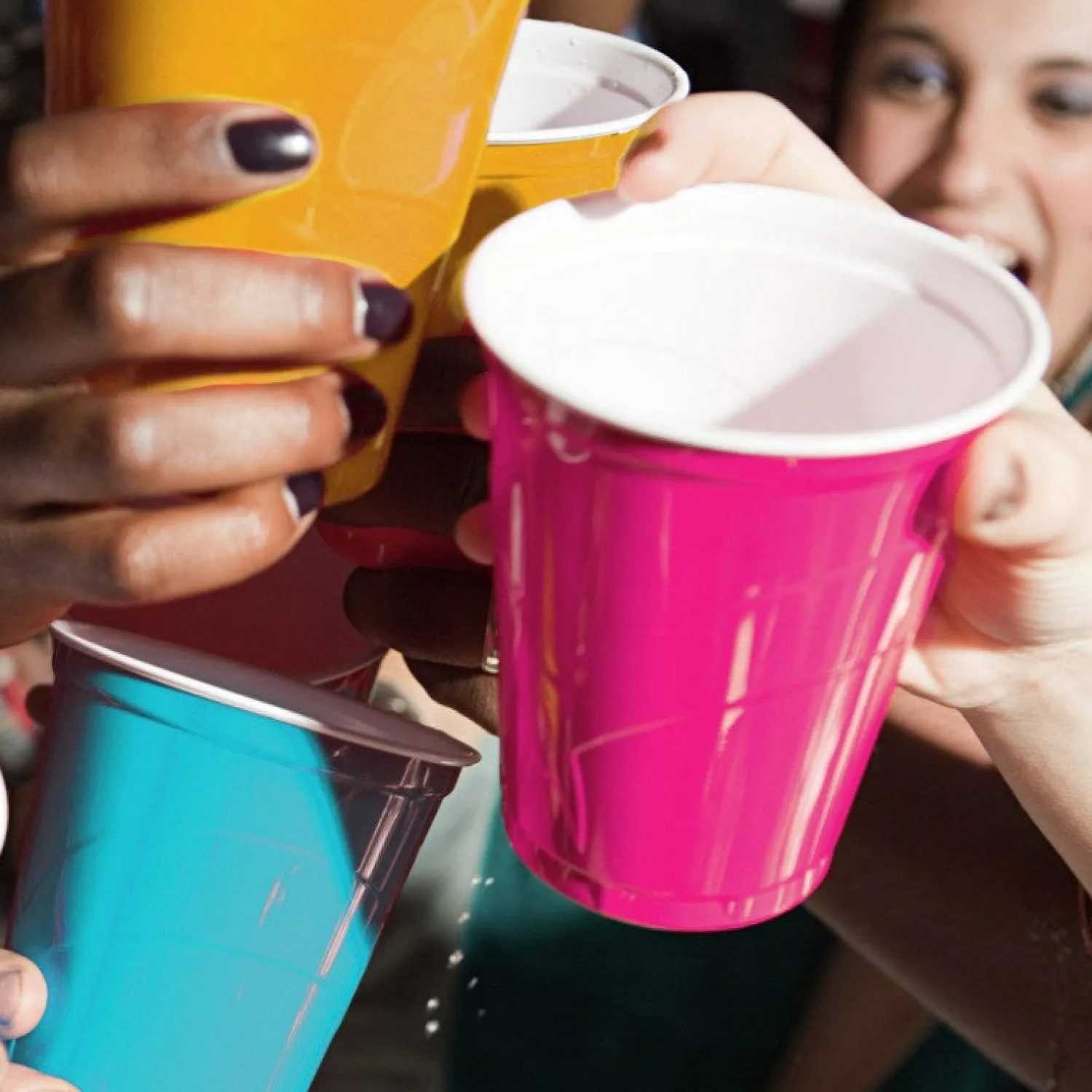 Värikattaus|Lasit Ja Mukit>Sarl Original Cup / Gérant Associé, 59 rue de Ponthieu, 75008 Paris, www.originalcup.com Muovimuki konepestävä kesävärit 530 ml 20 kpl/pkt