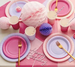 Lautaset|Värikattaus>PartyDeco sp. z o.o. sp. k., ul. Kolumba 1, 70-035 Szczecin, www.partydeco.com Pieni pahvilautanen pinkki, 18 cm 6 kpl/pkt