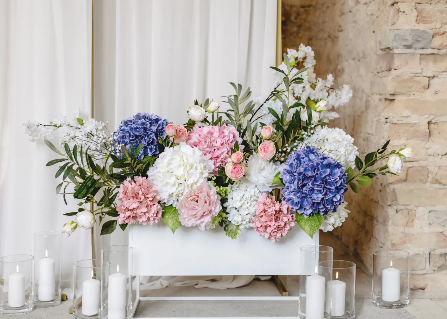 Ystävänpäivä|Muut Koristeet Ja Rekvisiitat>PartyDeco sp. z o.o. sp. k., ul. Kolumba 1, 70-035 Szczecin, www.partydeco.com Pioni 35 cm, vaaleanpunainen