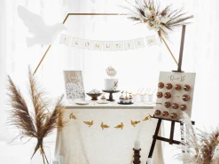 Muut Koristeet Ja Rekvisiitat>PartyDeco sp. z o.o. sp. k., ul. Kolumba 1, 70-035 Szczecin, www.partydeco.com Somistuskehys kullanvärinen 2 m