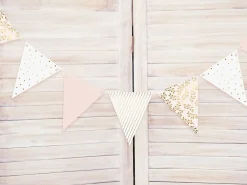 Muut Ripustettavat Koristeet|Viiri- Ja Kirjainnauhat>PartyDeco sp. z o.o. sp. k., ul. Kolumba 1, 70-035 Szczecin, www.partydeco.com Viirinauha koristeellinen