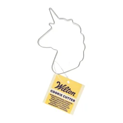 Leivontamuotit|Muut Juhlatarvikkeet>Confetti Oy, Moukarikuja 4 C 1, 4300 TUUSULA, www.confetti.fi Wilton muotti, Yksisarvinen 7,9cm